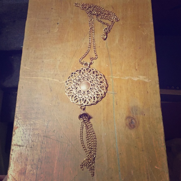 Necklace - Picture 1 of 1